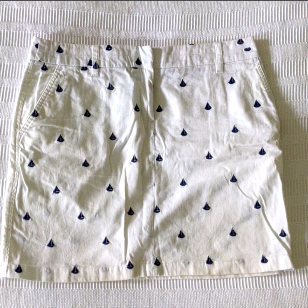 British Khaki nautical style skirt. Casual & fun